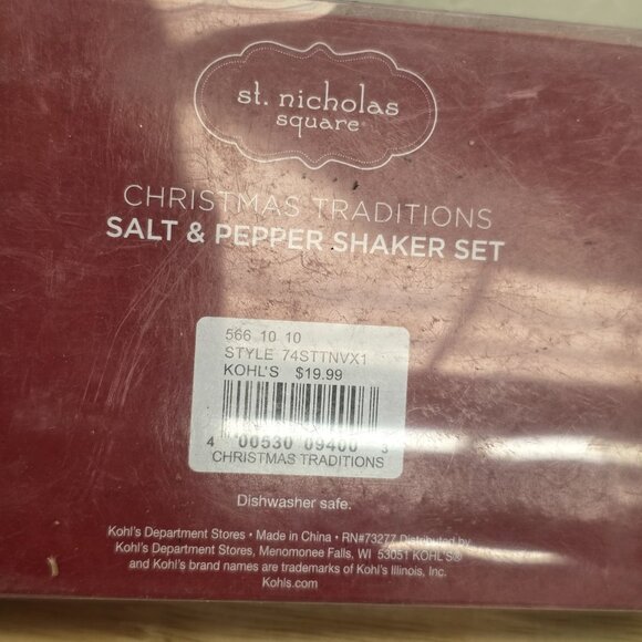 St. Nicholas Square Holiday Gingerbread Man Set Salt And Pepper Shakers Xmas - Picture 9 of 9